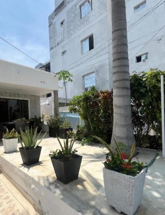 Hotel Blue Aiport